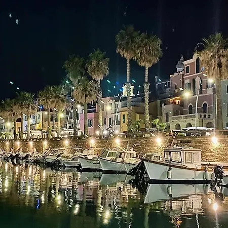 아파트 50 Mt Mare Con Parcheggio Riservato